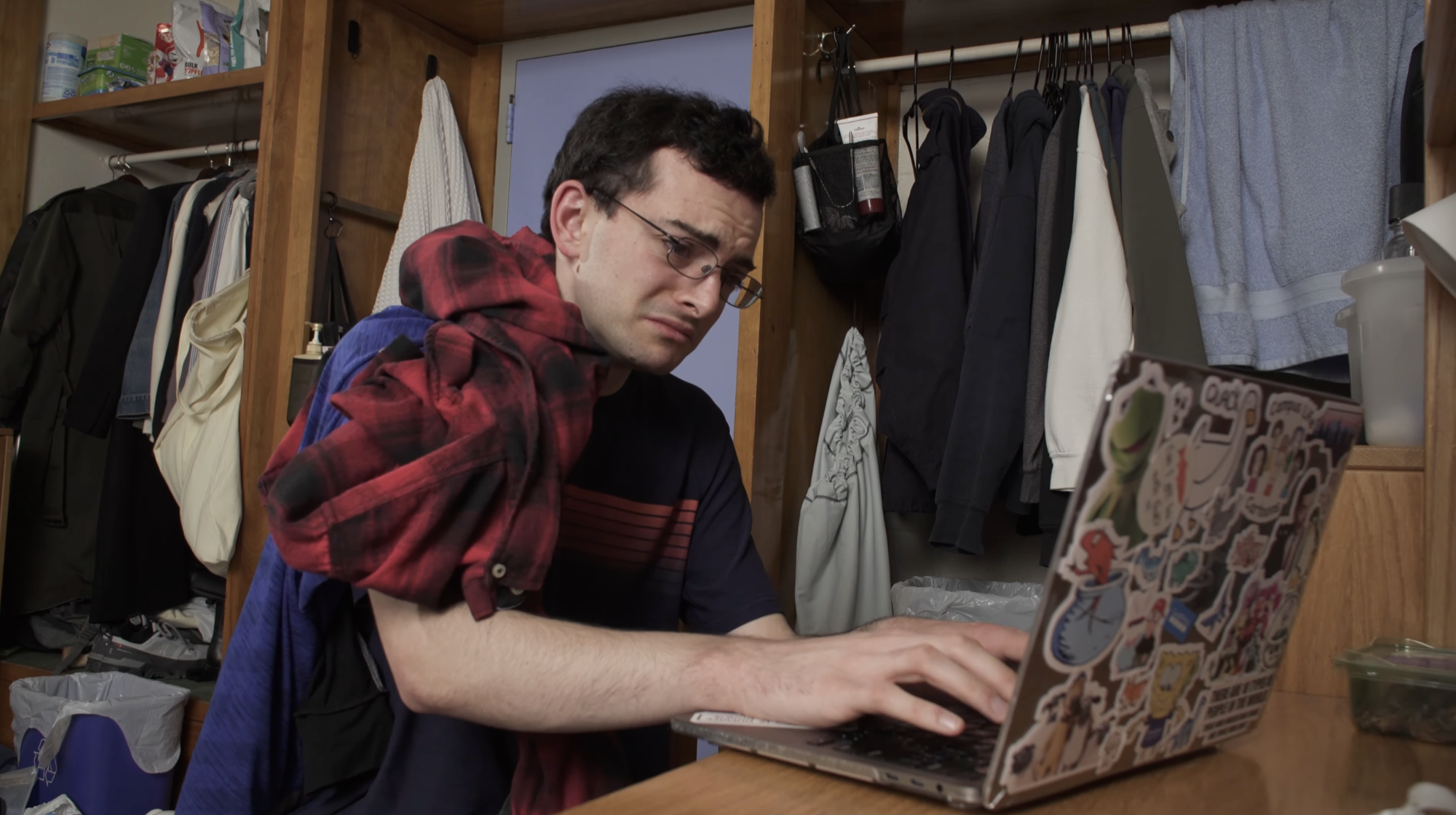 REPLACE: Short films icon.